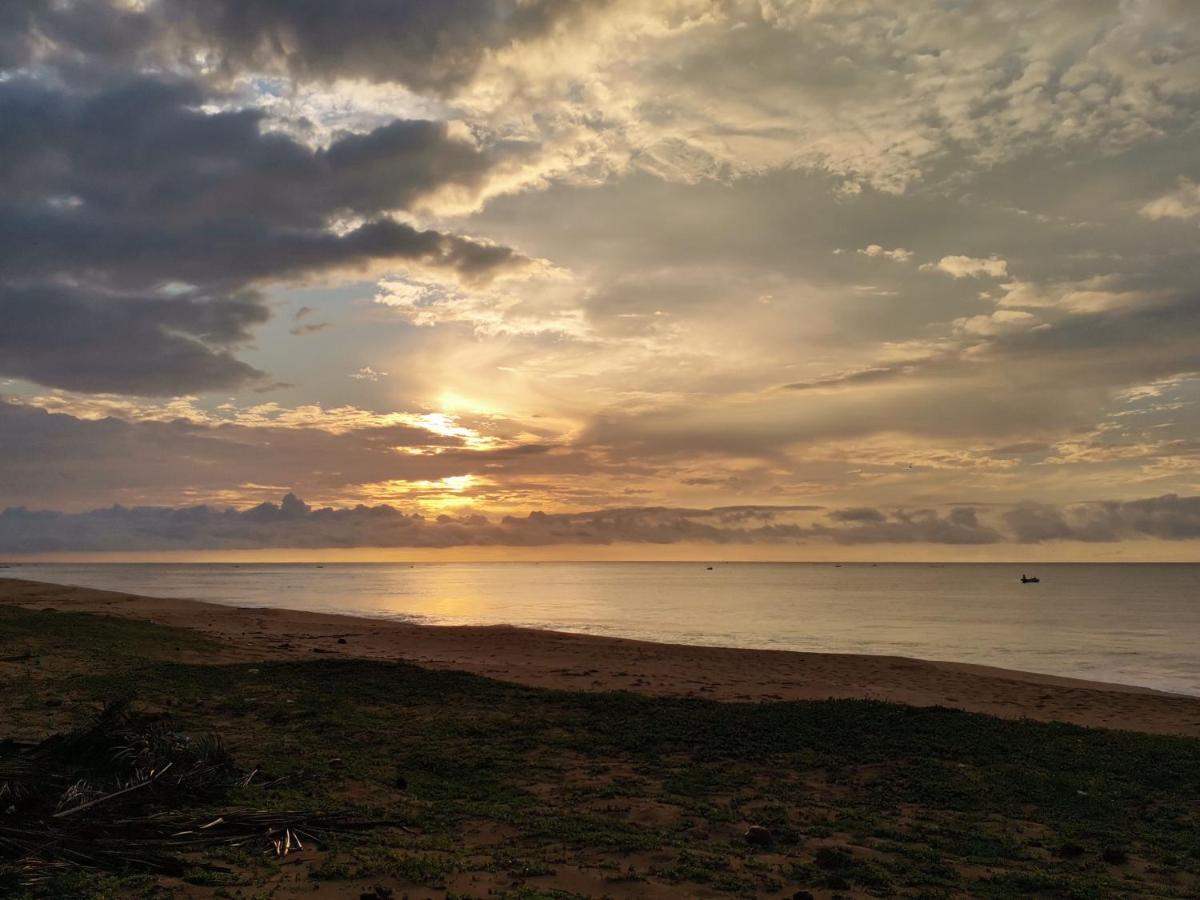 Helios Beach Resort Tangalle Eksteriør bilde