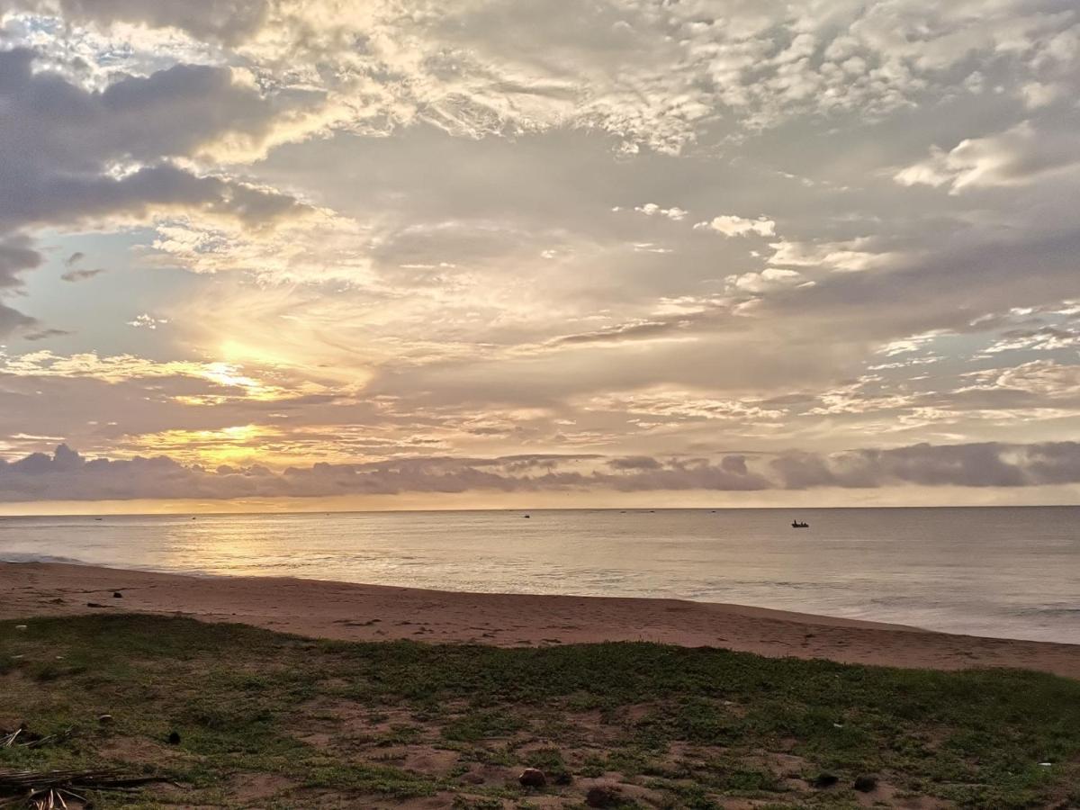 Helios Beach Resort Tangalle Eksteriør bilde