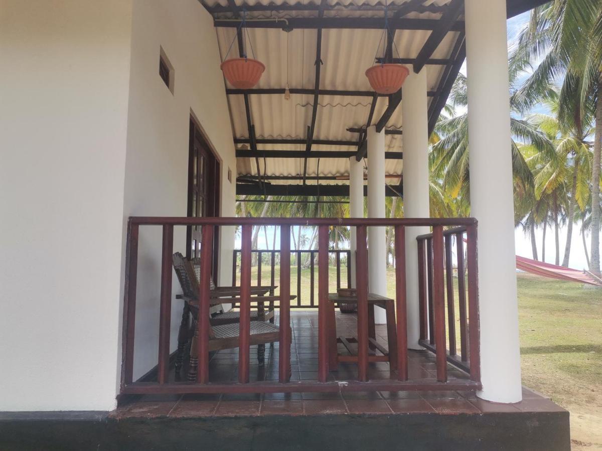 Helios Beach Resort Tangalle Eksteriør bilde