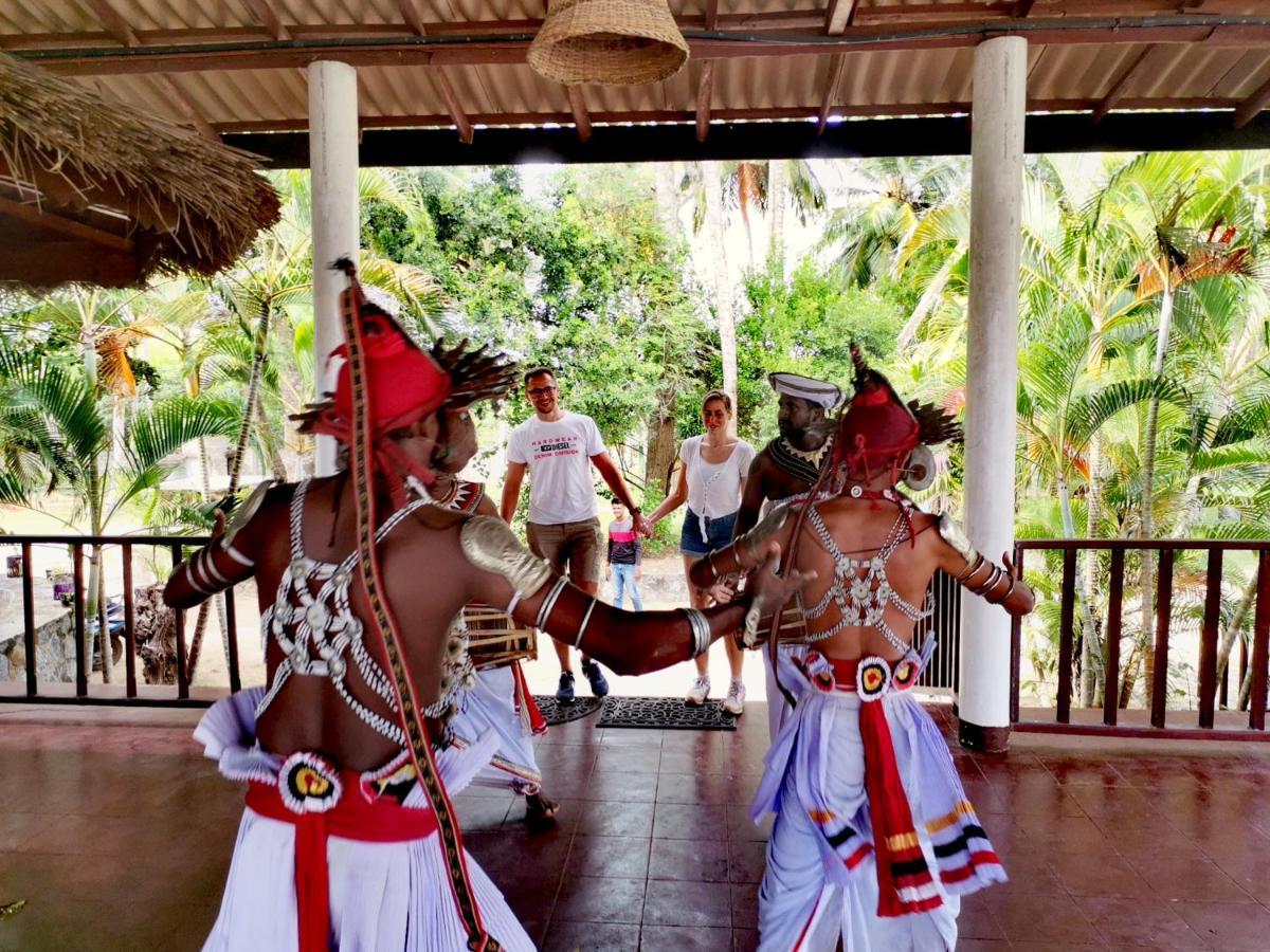 Helios Beach Resort Tangalle Eksteriør bilde