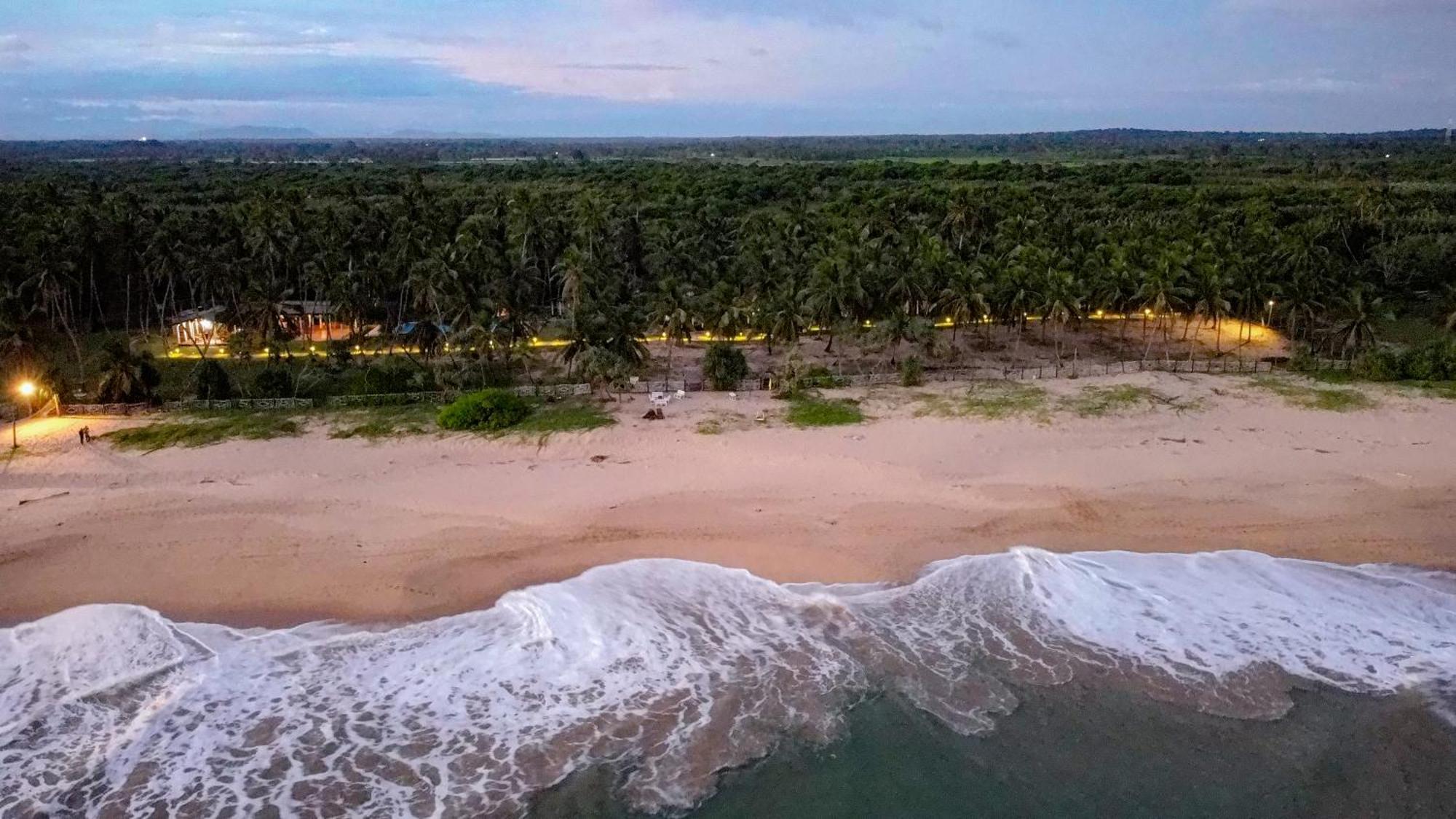 Helios Beach Resort Tangalle Eksteriør bilde