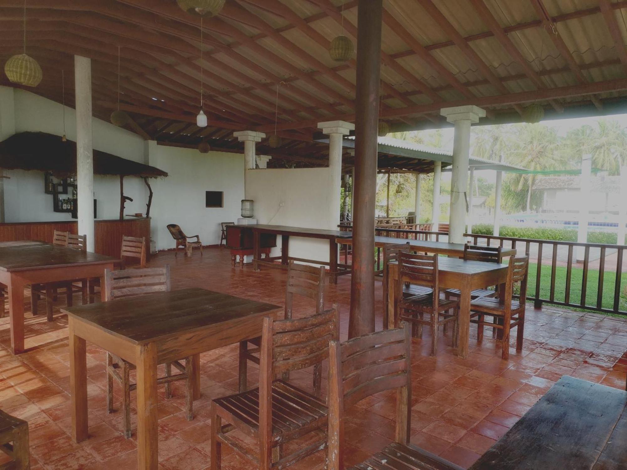 Helios Beach Resort Tangalle Eksteriør bilde