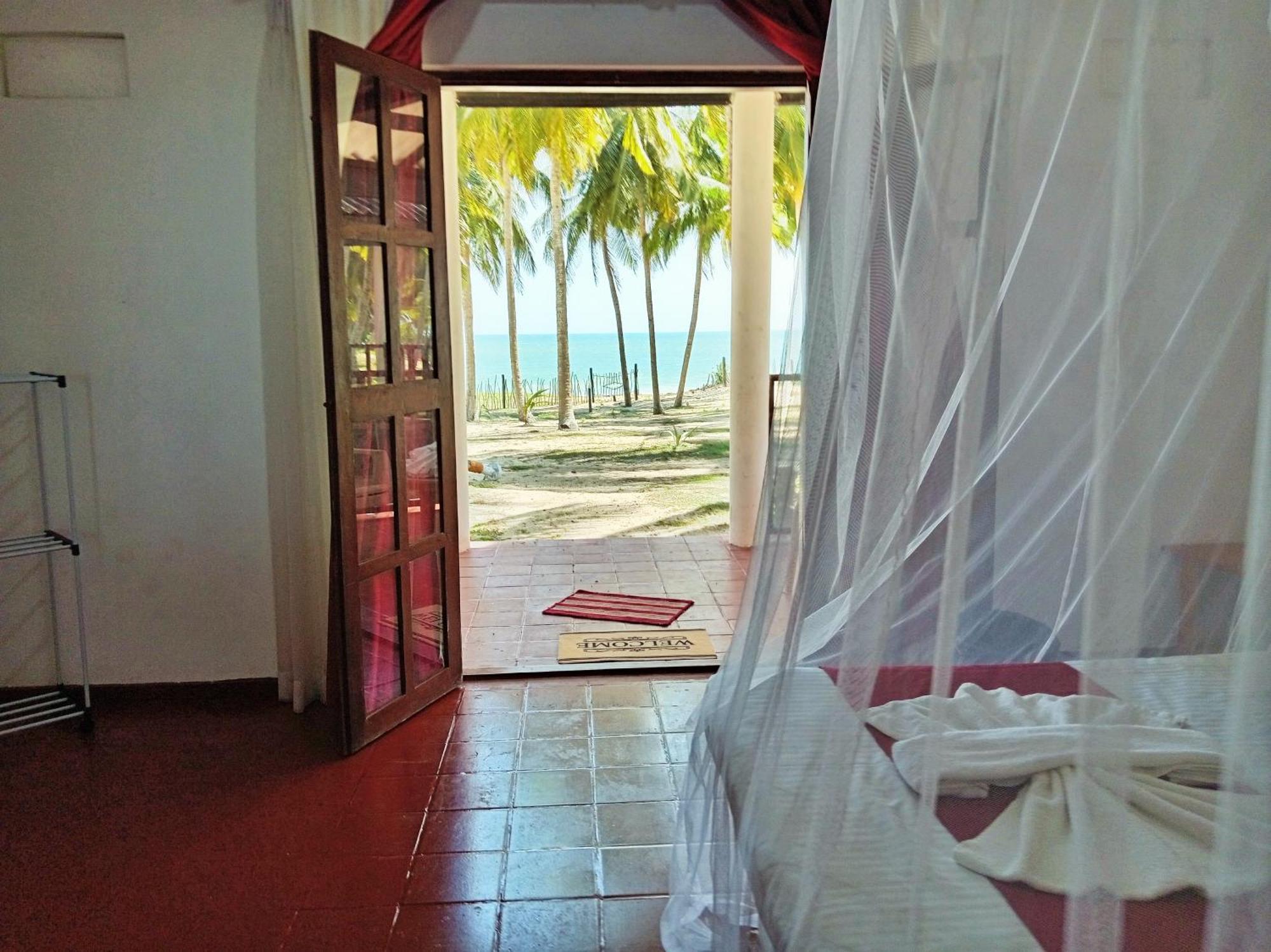 Helios Beach Resort Tangalle Eksteriør bilde