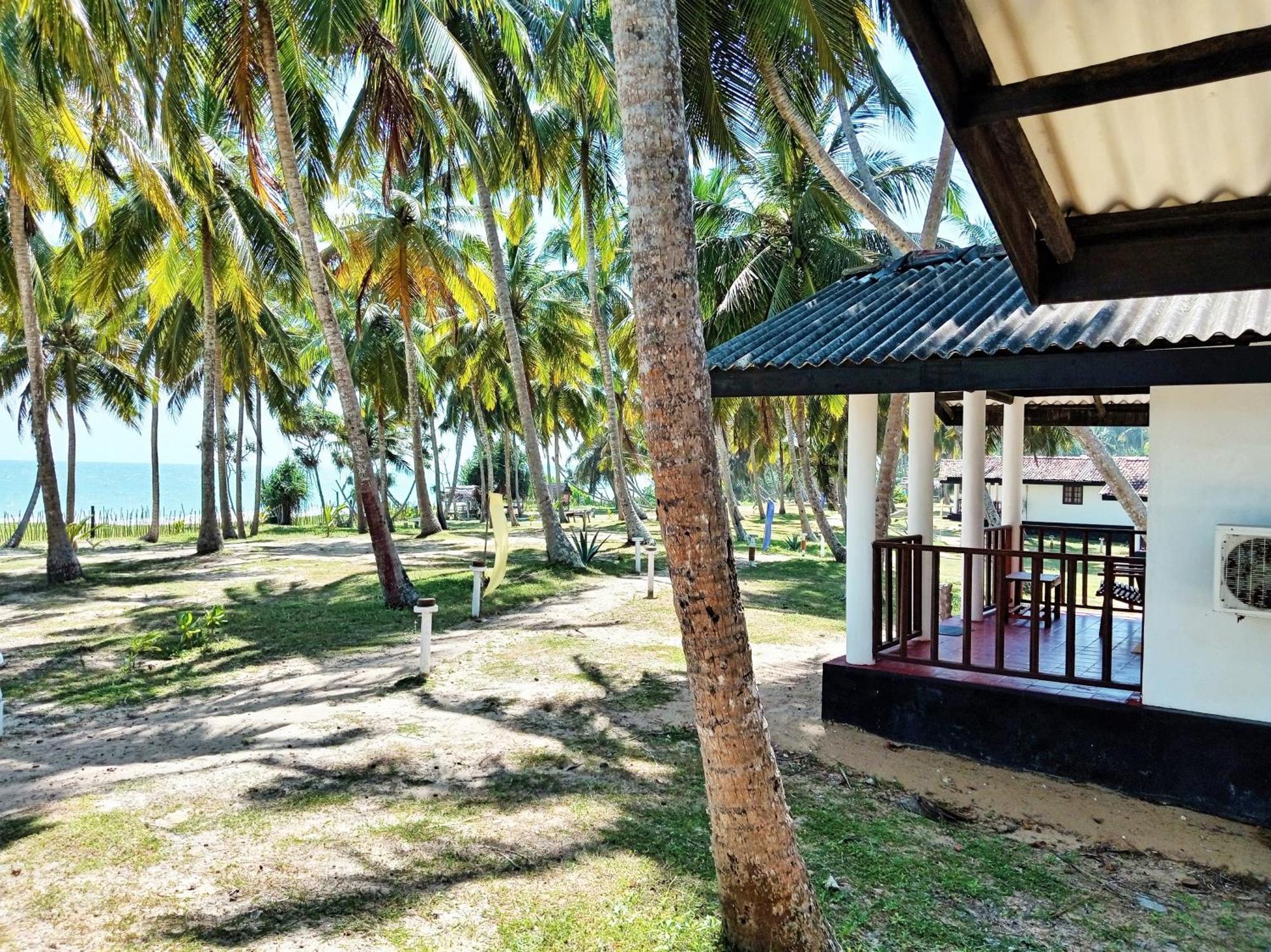 Helios Beach Resort Tangalle Eksteriør bilde